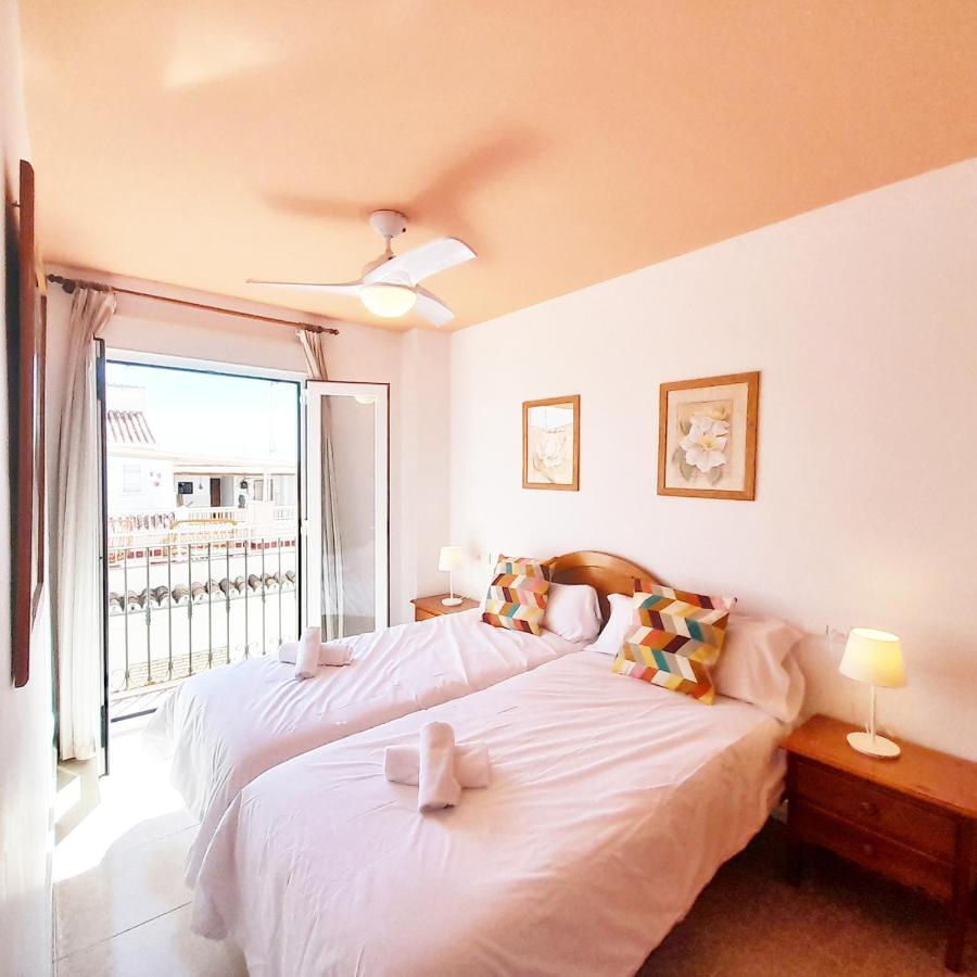 Apartamentos Vicenta Playa Carihuela Torremolinos Kültér fotó