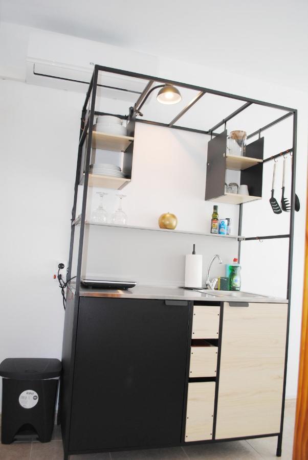 Apartamentos Vicenta Playa Carihuela Torremolinos Kültér fotó